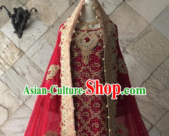 Asian Pakistan Court Bride Embroidered Red Veil Wedding Dress Traditional Pakistani Hui Nationality Islam Costumes for Women