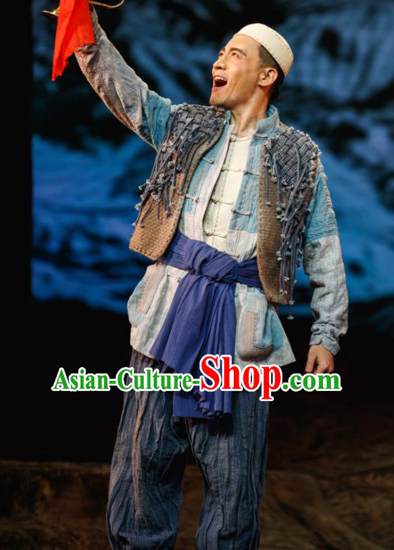 Flowers and Trumpeter Traditional Chinese Hui Nationality Stage Performance Blue Costumes and Headwear for Men