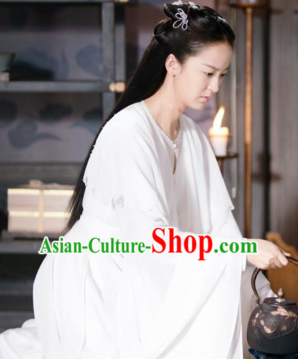 Chinese Ancient Court Maid White Dress Drama Love and Destiny Lady Hua Yan in the Nine Heavens Costumes for Women