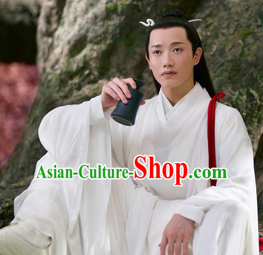 Chinese Drama Love and Destiny Ancient Swordsman High Immortal Yun Feng White Replica Costumes for Men