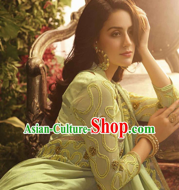 Asian Indian Court Princess Green Embroidered Satin Sari Dress India Traditional Bollywood Costumes for Women