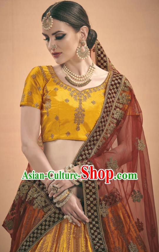 Asian Indian Bollywood Wedding Embroidered Golden Silk Dress India Traditional Bride Lehenga Costumes for Women