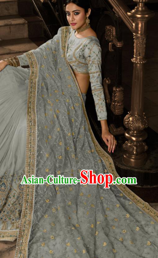 Asian Traditional Indian Court Embroidered Light Grey Silk Sari Dress India National Festival Bollywood Costumes for Women