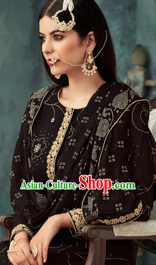 Traditional Indian Punjab Lehenga Embroidered Black Georgette Blouse and Pants Asian India National Costumes for Women