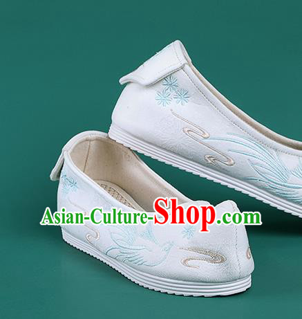 Chinese Traditional Embroidered Bird White Shoes Hanfu Shoes Princess Shoes for Women