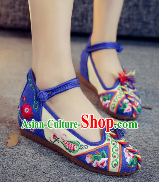 Traditional Chinese National Blue Shoes Embroidered Shoes Hanfu Shoes for Women