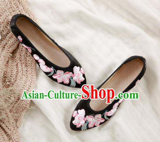 Traditional Chinese National Embroidery Peach Flowers Black Shoes Embroidered Shoes Hanfu Shoes for Women