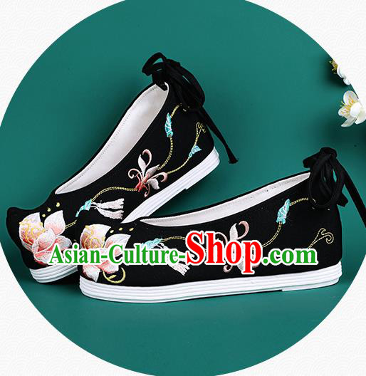Chinese Traditional Winter Embroidered Black Shoes Hanfu Shoes Princess Shoes for Women