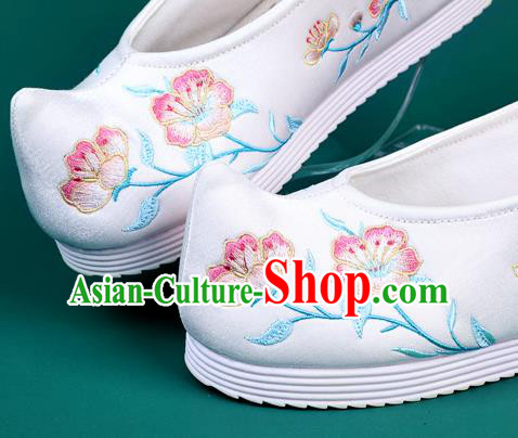 Chinese Traditional Embroidered Pink Flowers Shoes Hanfu Shoes Princess Shoes for Women