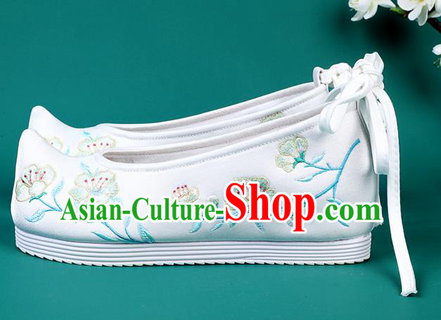 Chinese Traditional Embroidered Green Flowers Shoes Hanfu Shoes Princess Shoes for Women