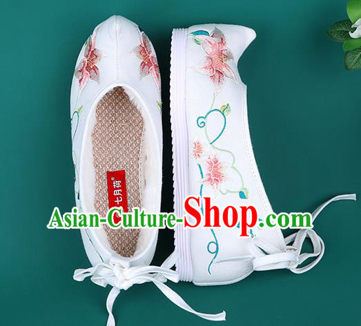 Chinese Traditional Embroidered Cotton Padded Shoes Hanfu Shoes Princess White Shoes for Women
