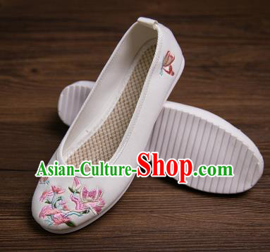 Traditional Chinese Handmade Shoes White Embroidered Shoes Hanfu Shoes for Women