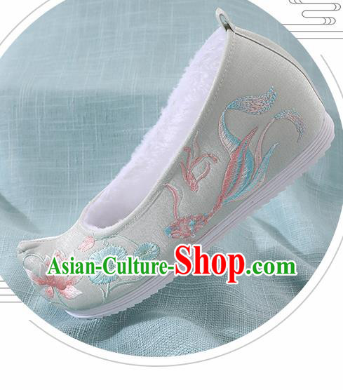 Chinese Handmade Embroidered Lotus Goldfish Light Green Shoes Traditional Ming Dynasty Hanfu Shoes Princess Shoes for Women