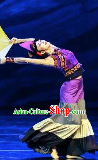 Da Liang Mountains Echo Chinese Yi Nationality Dance Purple Dress Stage Performance Costume and Headpiece for Women