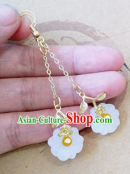 Chinese Ancient Hanfu Jewelry Accessories Traditional Palace White Flower Earrings for Women
