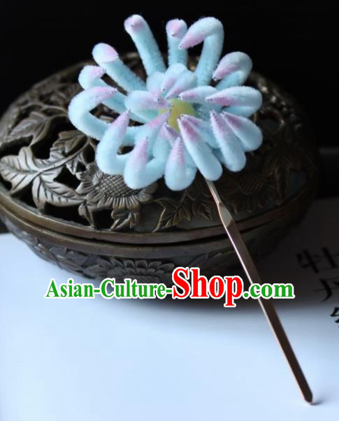 Top Grade Chinese Ancient Palace Light Blue Velvet Chrysanthemum Hairpins Traditional Hair Accessories Headdress for Women