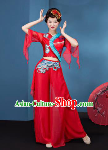 Traditional Chinese Folk Dance Yangko Stage Show Clothing Group Fan Dance Red Veil Costume for Women