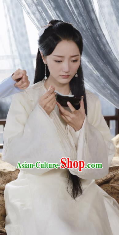 Chinese Ancient Nobility Lady Traditional Costume Drama Zhao Yao Nobility Lady Swordswoman White Hanfu Dress for Women