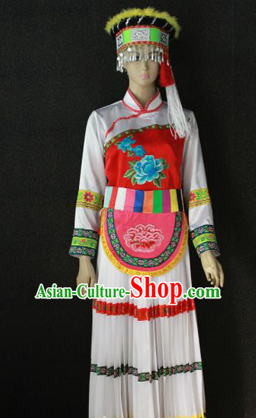 Chinese Traditional Lisu Nationality White Dress Ethnic Bride Folk Dance Costume for Women