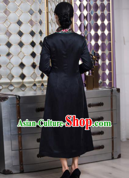 Chinese Traditional Tang Suit Black Silk Dust Coat National Costume Outer Garment for Women