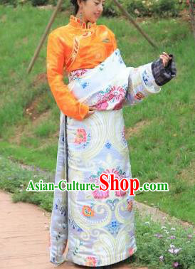 Chinese Traditional Tibetan Ethnic White Brocade Robe Zang Nationality Heishui Dance Costume for Women