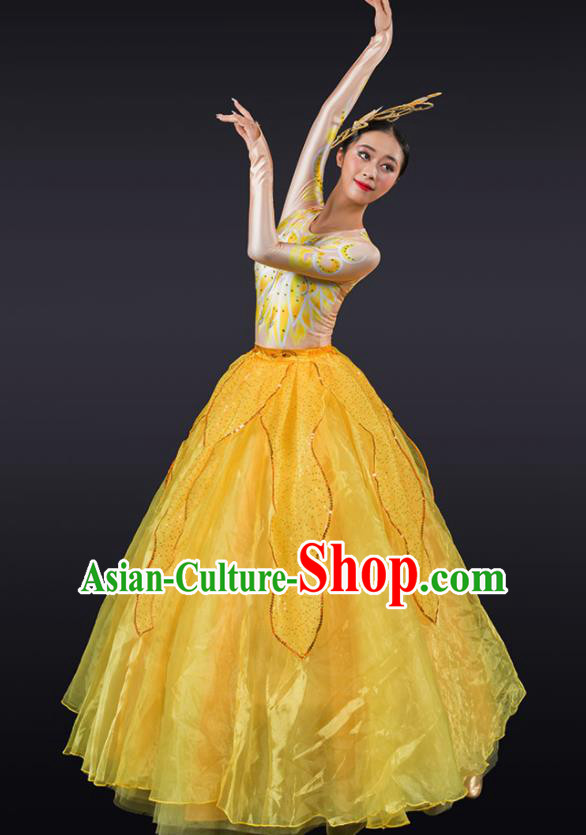 Chinese Spring Festival Gala Stage Performance Yellow Veil Dress Traditional Modern Dance Opening Dance Costume for Women
