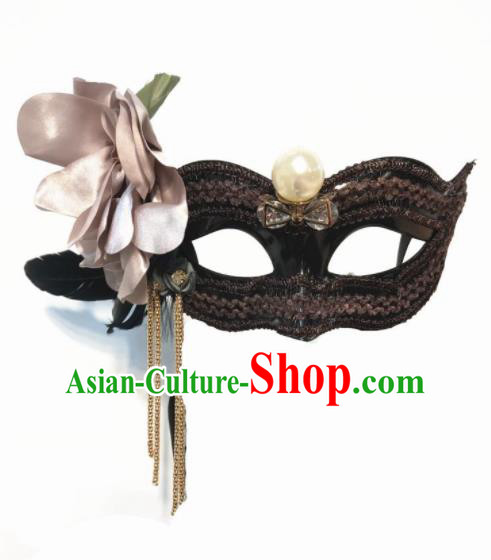 Top Halloween Stage Show Accessories Brazilian Carnival Catwalks Feather Face Mask for Women
