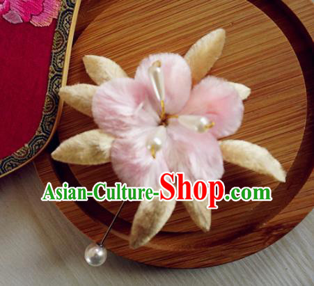 Handmade Chinese Classical Velvet Flower Brooch Ancient Palace Breastpin for Women