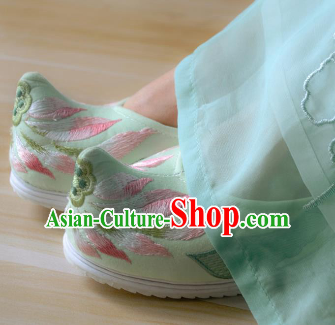 Chinese Handmade Satin Shoes Traditional National Shoes Ancient Princess Embroidered Green Hanfu Shoes for Women