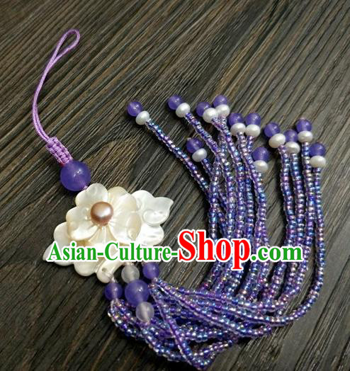 Traditional Chinese Ancient Palace Shell Flower Brooch Handmade Hanfu Breastpin Tassel Pendant for Women