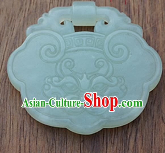 Handmade Chinese Jade Carving Auspicious Beast Pendant Traditional Jade Craft Jewelry Accessories