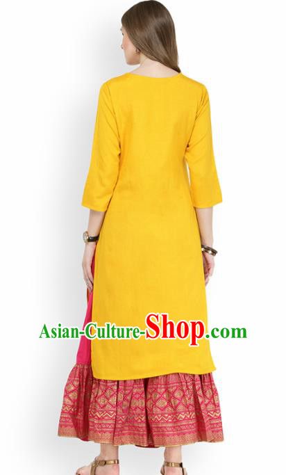 Asian India Traditional Informal Costumes South Asia Indian National Yellow Blouse and Dress for Women
