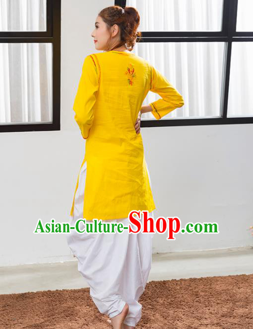 Asian India Traditional Informal Costumes South Asia Indian National Embroidered Yellow Blouse and Pants for Women