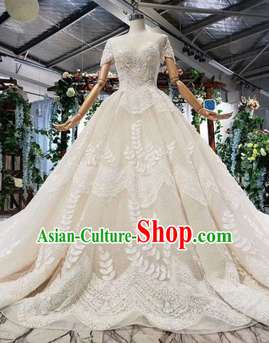 Top Grade Customize Bride Embroidered Trailing Full Dress Court Princess Wedding Costume for Women