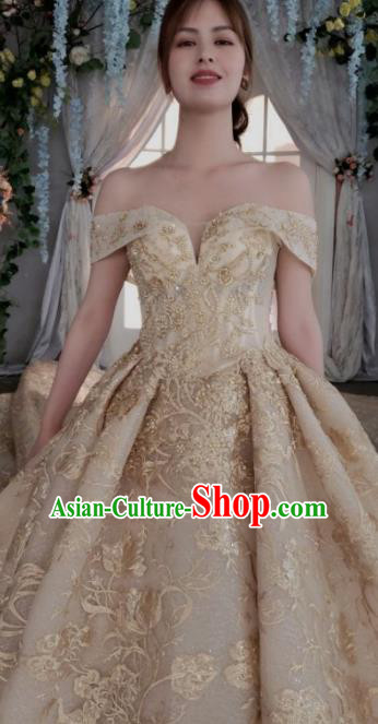 Top Grade Customize Bride Trailing Full Dress Court Princess Wedding Costume for Women