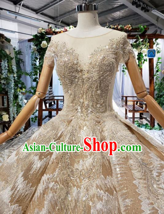 Top Grade Customize Bride Embroidered Beads Trailing Full Dress Court Princess Wedding Costume for Women