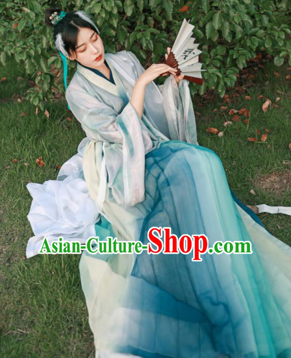 Asian Chinese Jin Dynasty Historical Costume Ancient Female Swordsman Traditional Hanfu Dress for Women