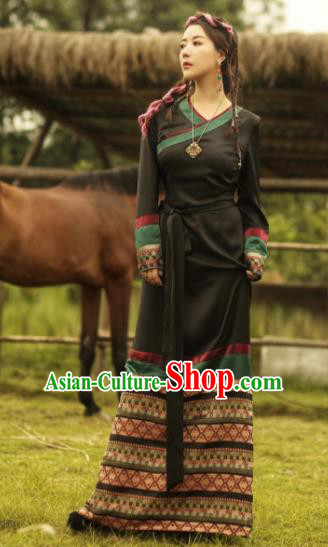 Chinese Traditional Ethnic Bride Tibetan Robe Zang Nationality Female Black Dress Costume for Women