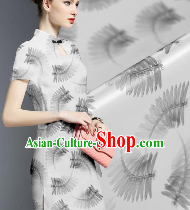 Asian Chinese Classical Pattern White Gambiered Guangdong Gauze Traditional Cheongsam Brocade Silk Fabric