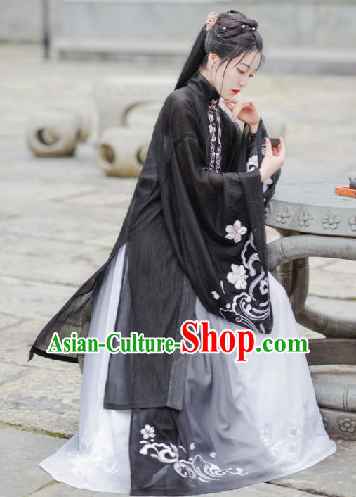Chinese Ancient Ming Dynasty Princess Black Hanfu Dress Antique Traditional Court Historical Costume for Women
