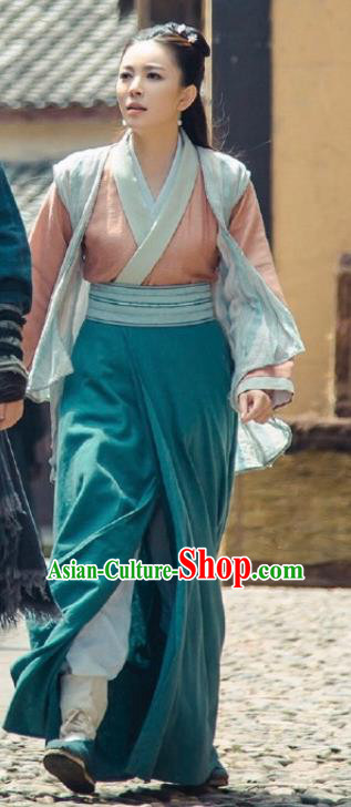 The Legend of Deification Chinese Ancient Village Women Dress Shang Dynasty Swordswoman Historical Costume