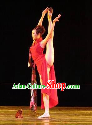 Beautiful Chinese Dance Rouge Button Costume Traditional Umbrella Dance Classical Dance Dress for Women