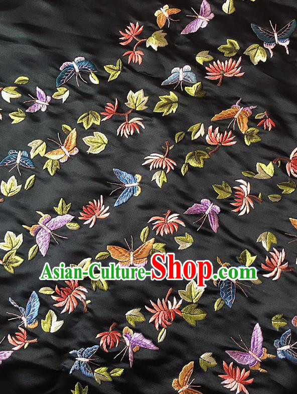 Chinese Handmade Embroidered Butterfly Chrysanthemum Silk Fabric Patch Traditional Embroidery Craft