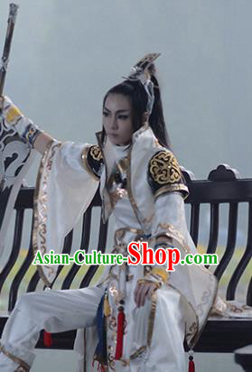 Chinese Ancient Cosplay Knight Young Hero White Clothing Traditional Hanfu Swordsman Costume for Men