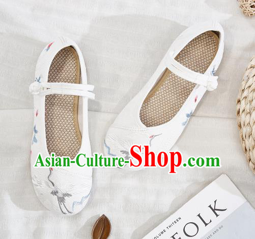 Asian Chinese Traditional Embroidered Crane White Shoes Hanfu Shoes National Cloth Shoes for Women