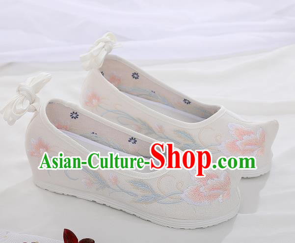 Asian Chinese Traditional Embroidered Shoes Hanfu Shoes National White Cloth Shoes for Women