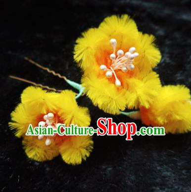 Chinese Handmade Qing Dynasty Court Yellow Velvet Plum Hairpins Traditional Ancient Hanfu Hair Accessories for Women