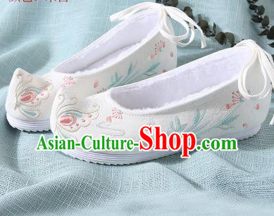 Chinese Handmade Embroidered Butterfly White Shoes Traditional Ming Dynasty Hanfu Shoes Princess Shoes for Women
