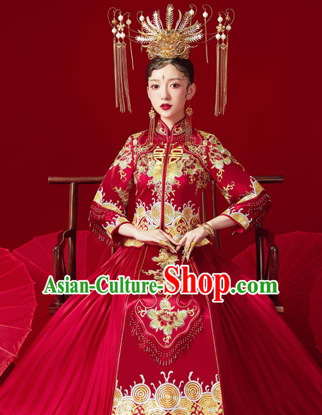Chinese Ancient Bride Embroidered Peony Red Blouse and Dress Traditional Red Xiu He Suit Wedding Costumes for Women