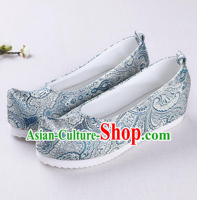 Chinese Handmade Opera Satin Shoes Traditional Hanfu Shoes National Shoes for Women